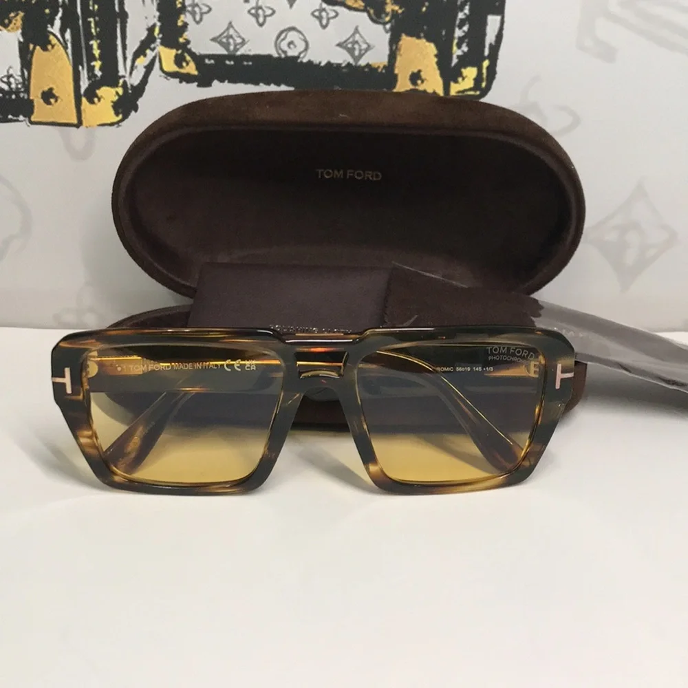 New Authentic Tom Ford TF1153 52E “Redford” Sunglasses – Dark Havana with Yellow